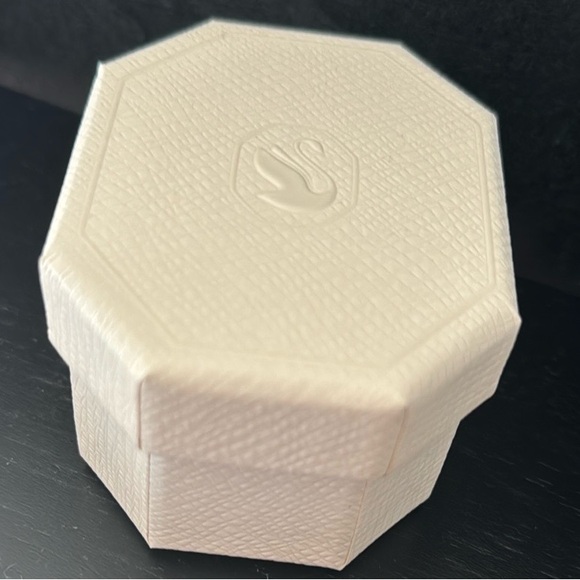 Swarovski Crystal Cockatiel - Picture 4 of 4